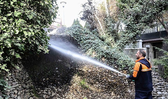 Kuğulupark’ta Odaklı Çevre Dostu Temizlik: Ozonlu Buharlı Yüksek Basınçlı Parçalama Makinesiyle Yenilenen Hijyen