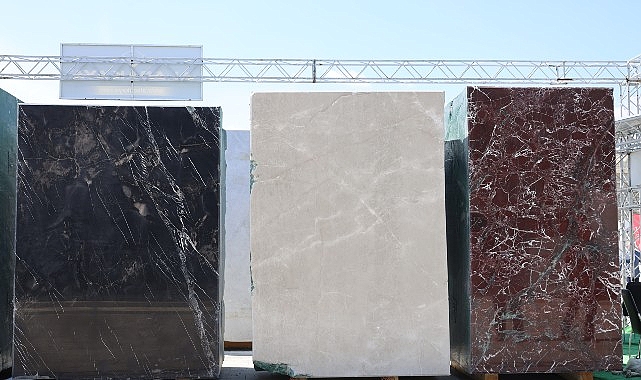 MARBLE İzmir Fuarı İçin Ortadoğu Güçlükleri Değerlendiriliyor: Erteleme Yok, Alım Heyetiyle Destek Sürüyor