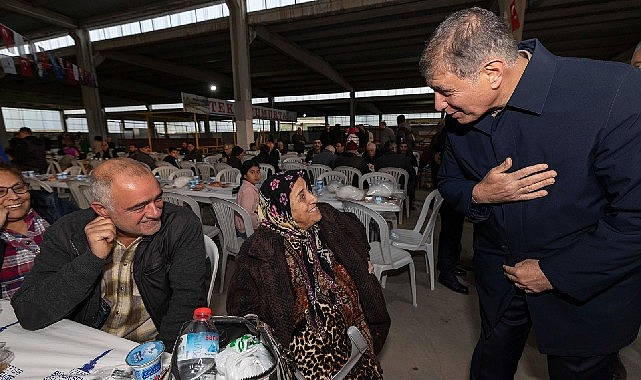 Menemen’deki İftar Programı: Büyükşehir, Ramazan Ruhunu Her Köşeye Taşıyor