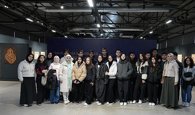 Mukaddes Emanetler ve Ramazaniyyeler Yazma Eserleri Sergisi: Gençlerin Kültürel ve Manevi Yolculuğu