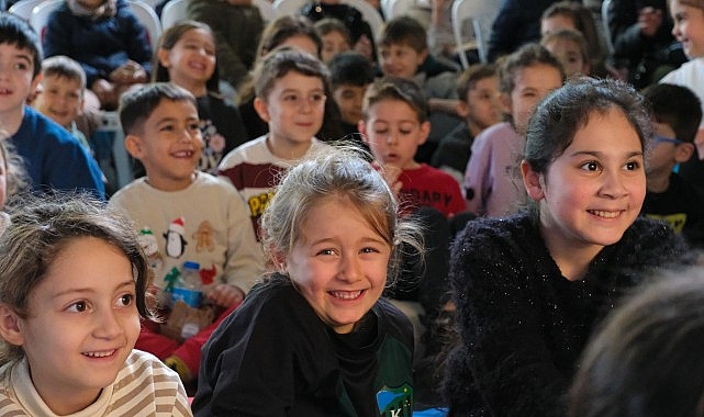 Ramazan Buluşmaları: SEKA Kâğıt Müzesi’nde Karagöz ve Hacivat Dev Gölgelerle Aktüel Deneyim