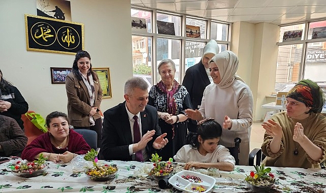 Teraryum Atölyesi: Engelsiz Katılım ve Kadınlar Günü İçin Renkli Bir Buluşma