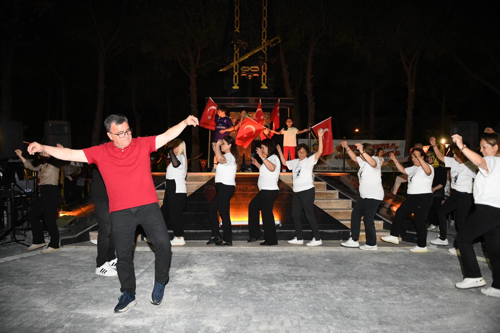 ALTIEYLÜL’DE GENÇLİK ŞÖLENİ