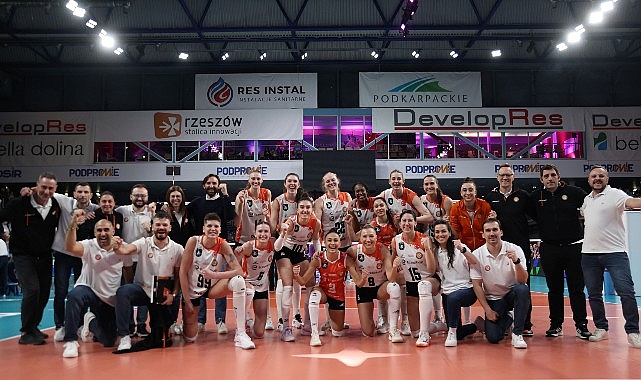CEV Şampiyonlar Ligi Yolculuğu: Eczacıbaşı Dynavit’in Üç Set Üstünlüğüyle Final Yolu