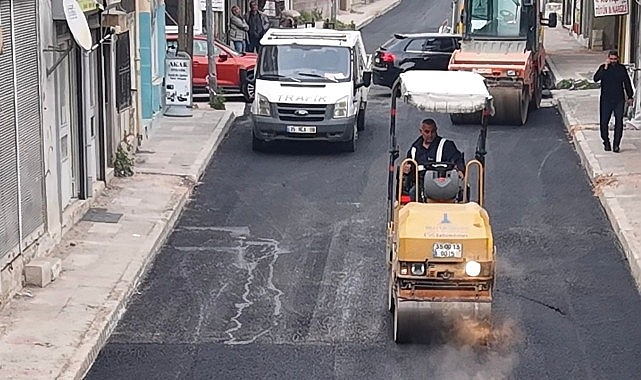 Çiğli’de Köyiçi ve Dere Caddesi’nde Aydınlatma, Kaldırım ve Sevgi Yolu Projeleriyle Yeniden Hayatlaştı