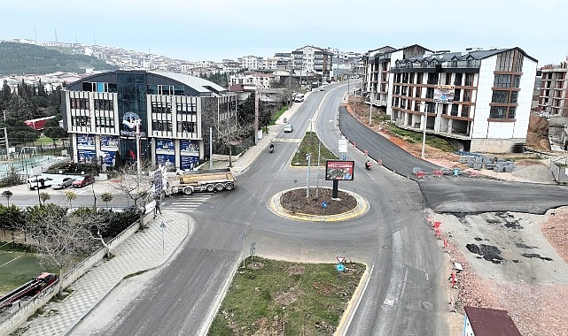 Darıca’da Üstyapı Yatırımlarıyla Trafik Konforu ve Yollar Yenileniyor
