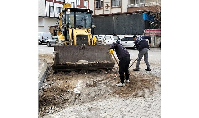 Edremit’te Altyapı Çalışmaları Sonrası Yol Onarımı ve Yenileme Hareketi