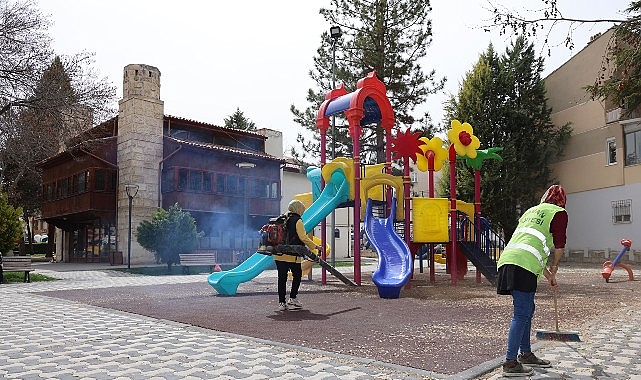 Karaman Belediyesi Ramazan Bayramı Hazırında Tüm Hizmetler Sürdürülüyor