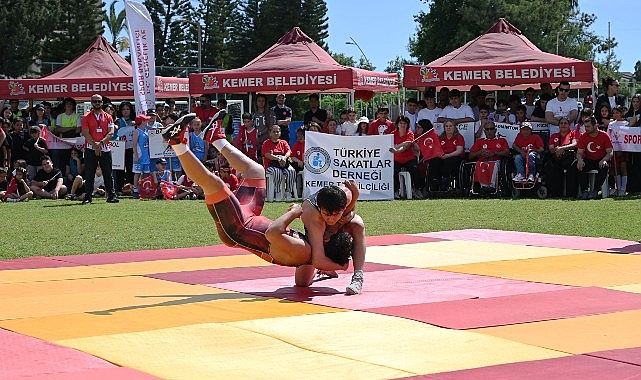 Kemer’de Gençlik ve Spor Bayramı Tören ve Kutlamaları Yeniden Anlatımla