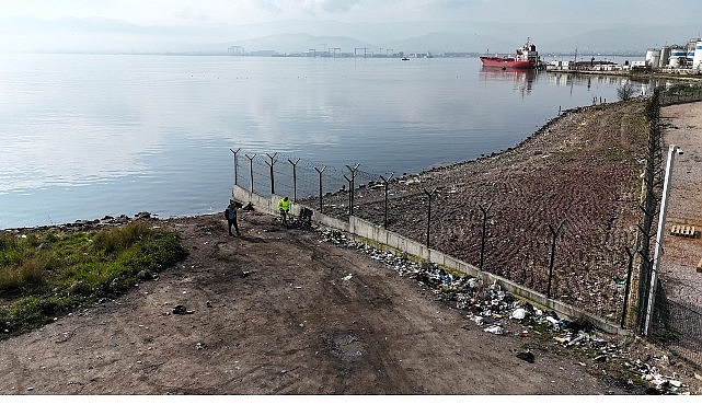 Mavi Takımın Plajyolu Sahili Temizliği: Körfez İçin Örnek Çevre Mücadelesi