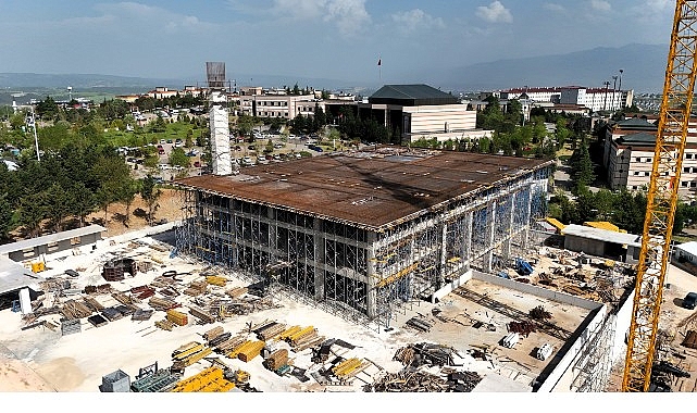 Umuttepe Camii ve Otopark Projesi: 20 Bin Metrekarede Yoğun İnşaat Faaliyetleri