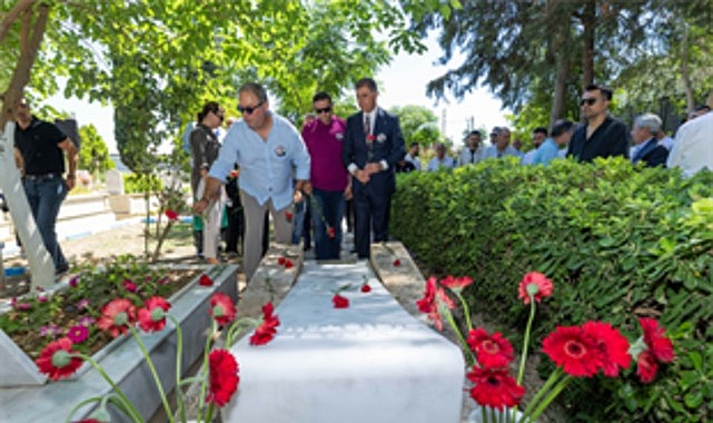 Ahmet Piriştina’nın Anısına İzmir’de Anma Töreni ve Şehrin Geleceğine Dair Vizyon