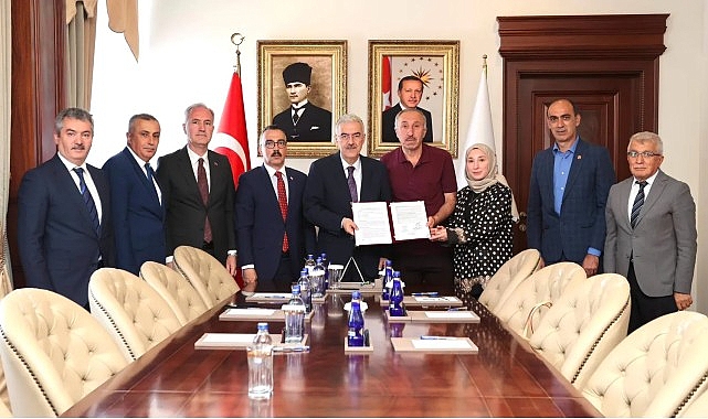 Akhisar Mahallesi’nde Saffet Altunal İlkokulu İçin Protokol İmzalandı