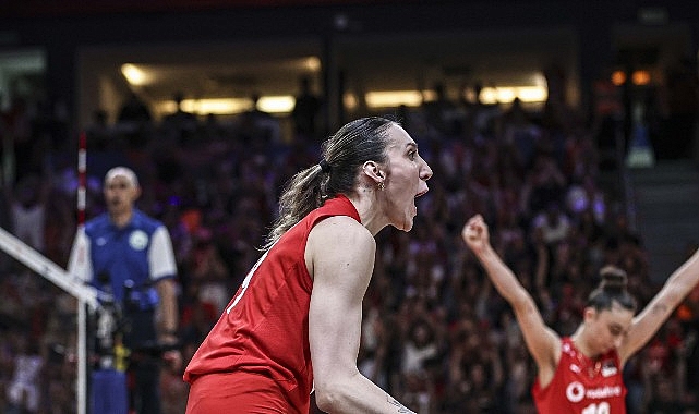 Aslı Kalaç Transferiyle Eczacıbaşı Dynavit’te Orta Oyuncu Rotasyonu Güçleniyor