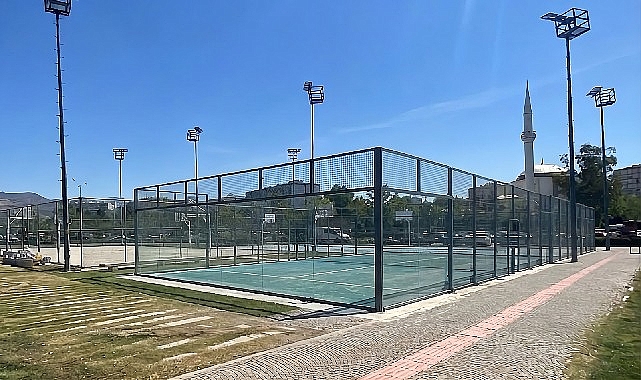 Bostanlı Sahili’ne Padel Kortları İçin Başlayan İnşa Süreci
