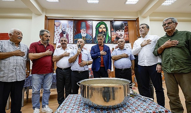 Dostluk ve Doğrulukla Aşure: Tugay Karşıyaka’da Alevi Bektaşi Kültürüyle Dayanışmayı Vurguladı