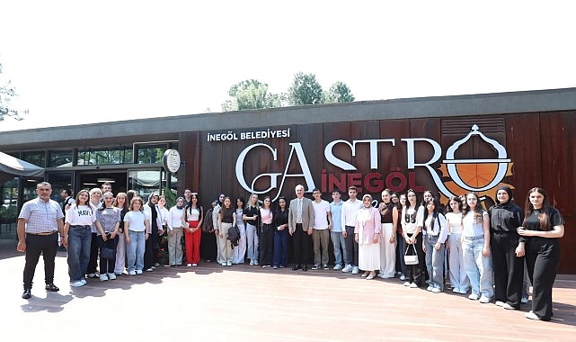 İnegöl Belediyesi Staj Programı: Öğrenciler Gastro İnegöl’de Buluştu ve Bursa 1326 Fetih Müzesi Gezisiyle Değerlendi