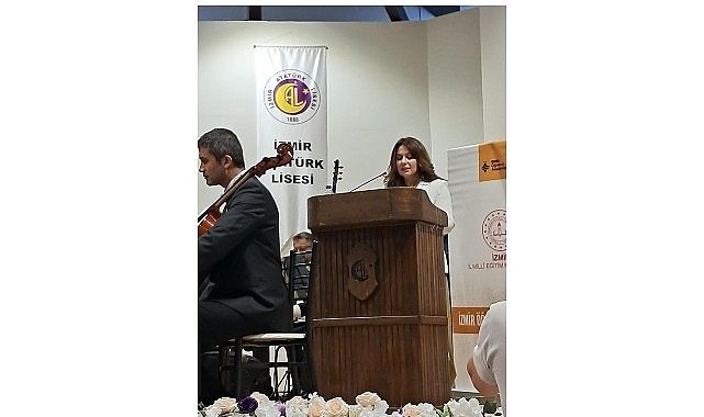 İzmir Öğretmen Akademileri 2025-2026 Kapanış Programı: Eğitimde Yenilenme ve Paylaşım Ruhu