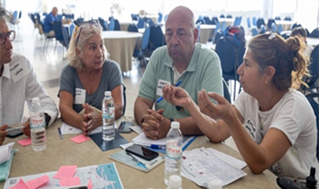 İzmir Yurttaş Meclisleri: İlk Oturumlar Başarıyla Başladı ve Yaygınlaşma Süreci Başlandı