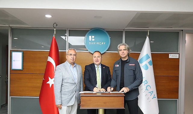 Kızılay İş birliğiyle Üniversite Kampüsünde Destek Butiği Faaliyete Geçti