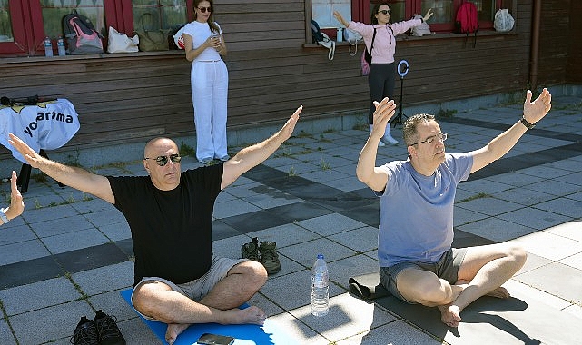 Maltepeli Yoga Gönüllüleri Seyirtepe’de Nefes ve Duruşlarla Buluştu