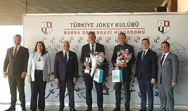 Nilüfer Belediye Başkanlığı Koşusu: Aşkartay Zaferi ve Tören