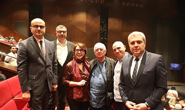 Rustaveli Ulusal Tiyatrosu İstanbul’da Buluşması: Zincire Vurulmuş Prometheus Sahnede