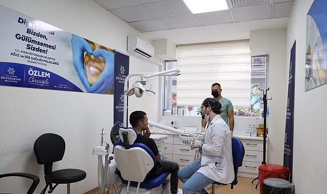 Ağız ve Diş Sağlığı Polikliniklerinde Ücretsiz Hizmetler Şehri Sarsmaya Devam Ediyor