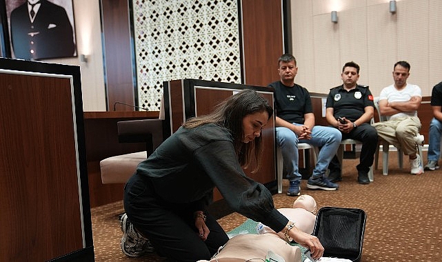 Belediye Personelleri İçin İlk Yardım Eğitimi: Uygulamalı ve Sertifikalı Program