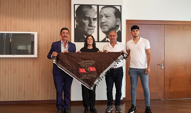 Çine Akçaova ve Altınabat Mahallelerinden Özlem Çerçioğlu’na Nazik Ziyaret