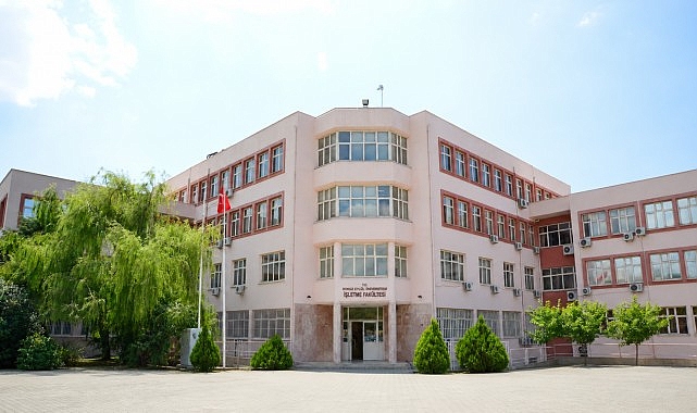 DEÜ İşletme Fakültesi AACSB Akreditasyonu ile Uluslararası Arenada Öne Çıktı