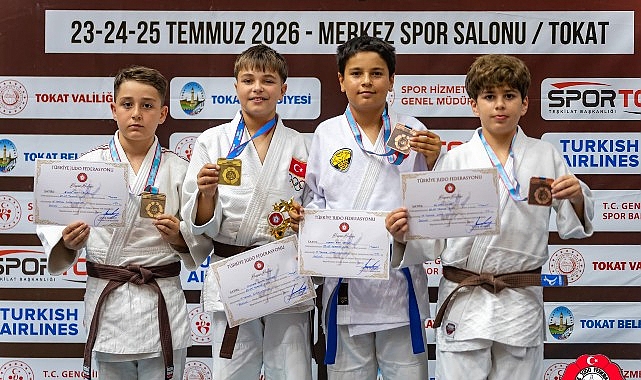 Kocaeli Kağıtspor’un Haftalık Ulusal Başarıları Rüzgarı Sürüyor