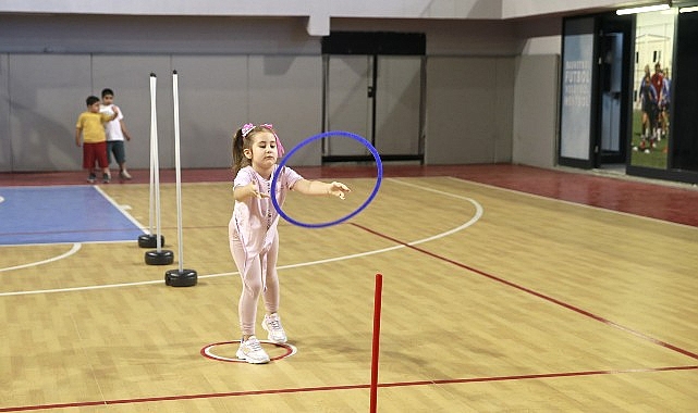 Konak Belediyesi Yaz Spor Okulları: Ücretsiz Kurslarla Yazı Sporla Dolu Dolu Geçirin