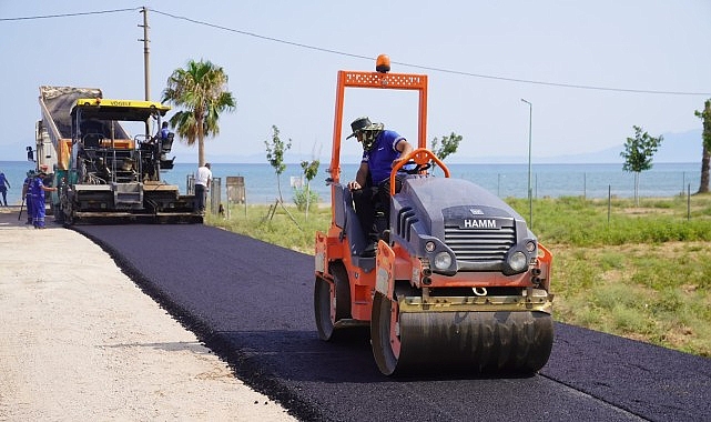 Seferihisar’da Ulaşım İçin Asfalt Çalışmaları Hızla Devam Ediyor