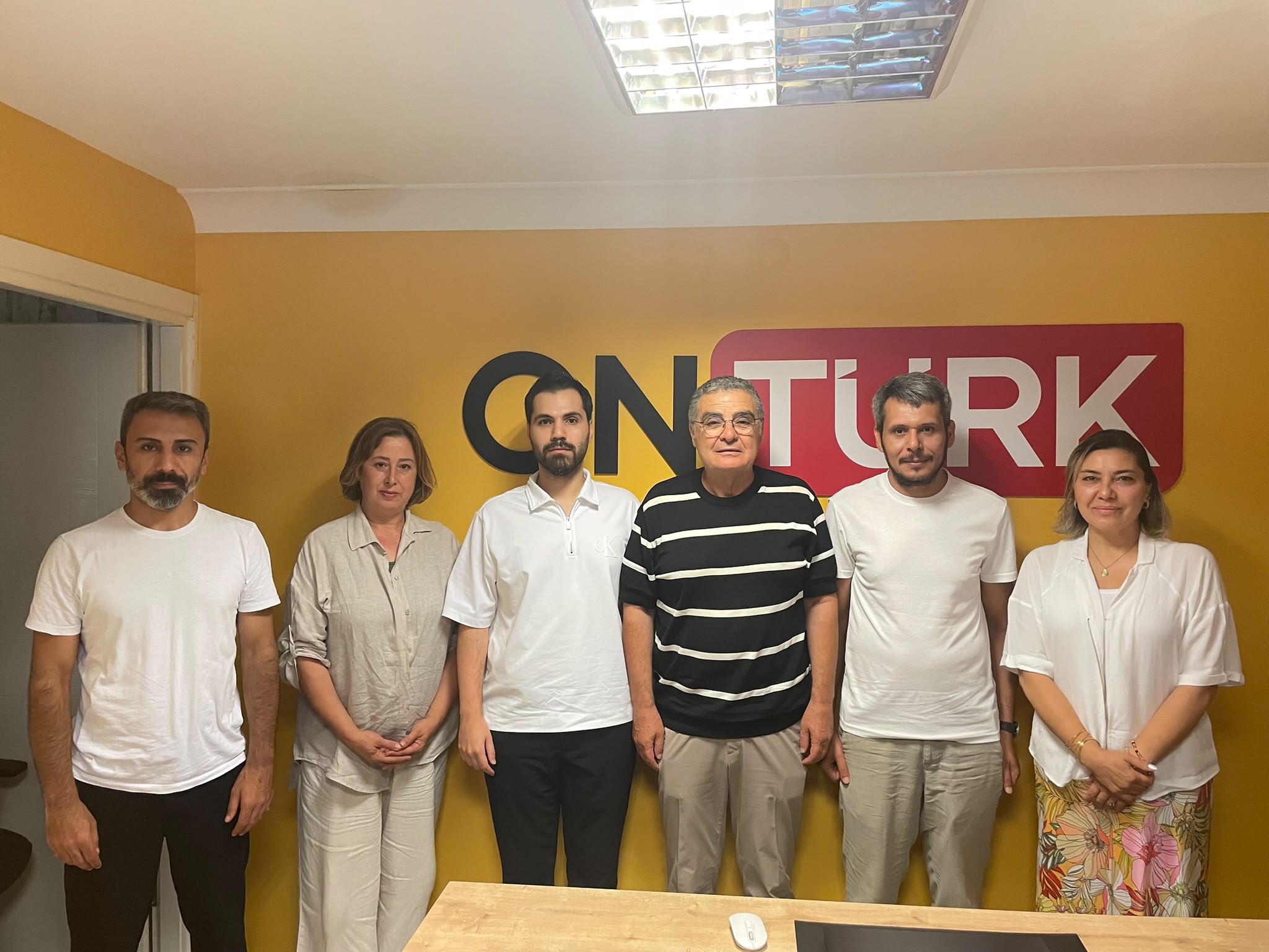 İYİ Parti Heyetinden ONTÜRK TV’ye Çıkarma: Balıkesir’de Bayrak Mitingi Heyecanı