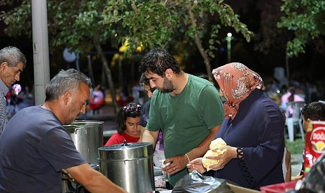 Açık Hava Sinema Geceleri: Yazın Kardelenlerle Dolu Bir Sinema Deneyimi
