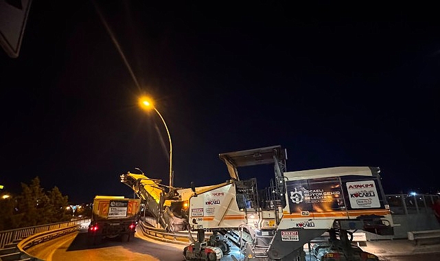 Adalet Köprüsü’nde Erken Sabah Asfalt Yenileme ve Trafik Güvenliği Önlemleri