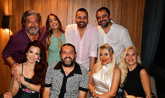 A.Kadir Şeker’in Doğum Günü: Sahne ve Dostluk Dolu Gece