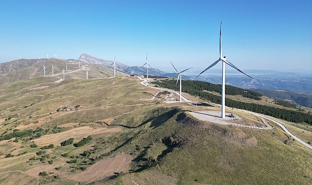 Akfen Yenilenebilir Enerji: 2025 TSRS Uyumlu Sürdürülebilirlik Raporu Özeti