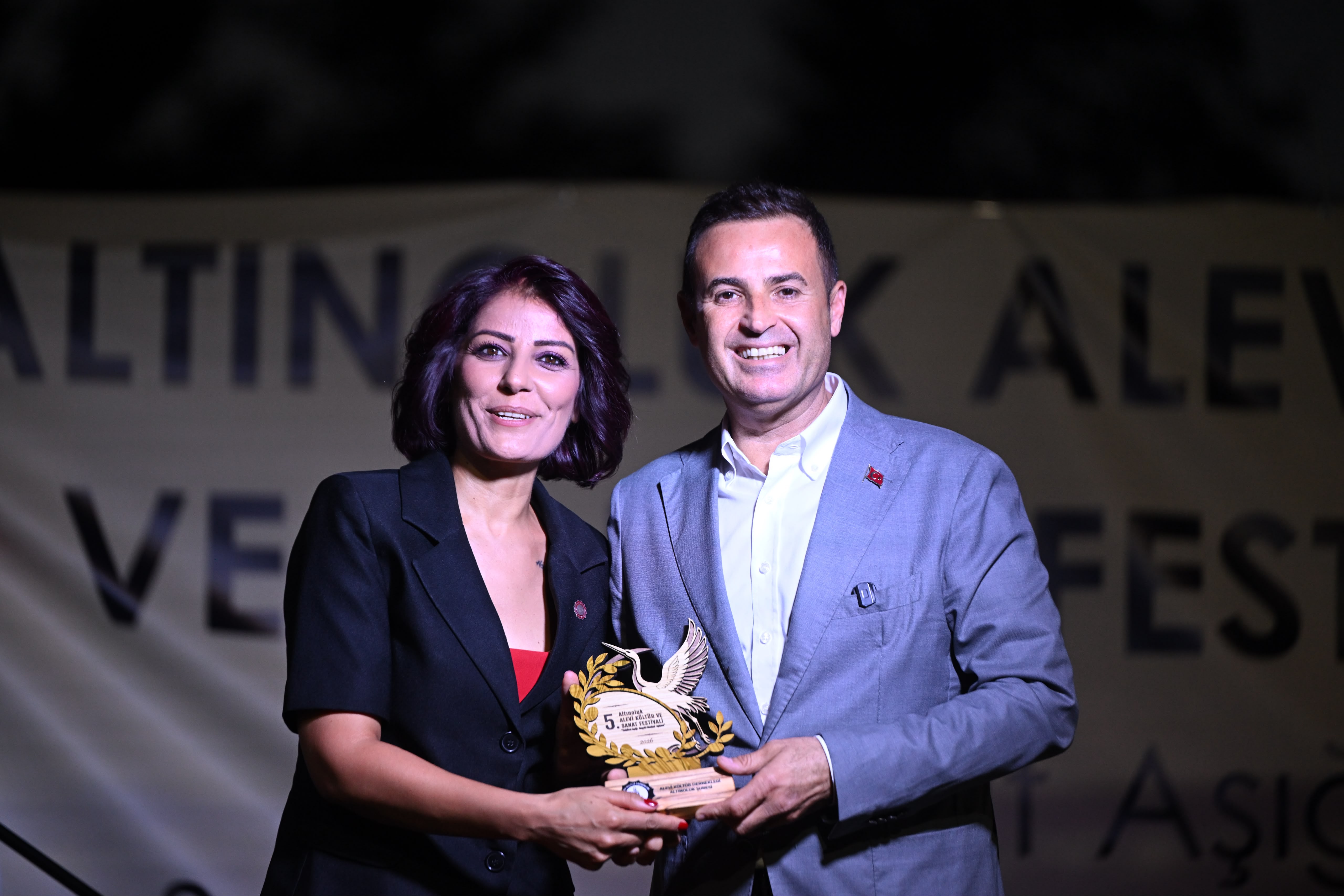 Akın, 5. Altınoluk Alevi Kültür ve Sanat Festivali’ne katıldı
