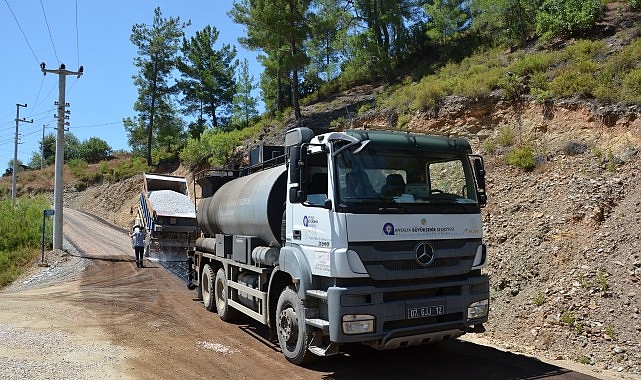 Alanya Yol Onarımında Yoğun Çalışma: 5 km Asfalt ve 3 km Yol Dökümü