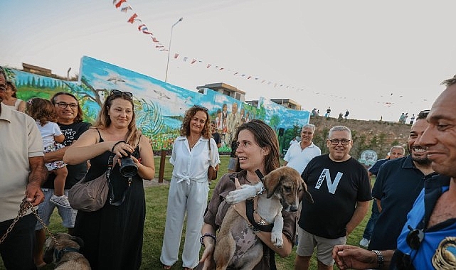 Çeşme’de Atatürk Parkı Yeniden Hayata Geçti: Yaşamı Zenginleştiren Yeni Bir Alan