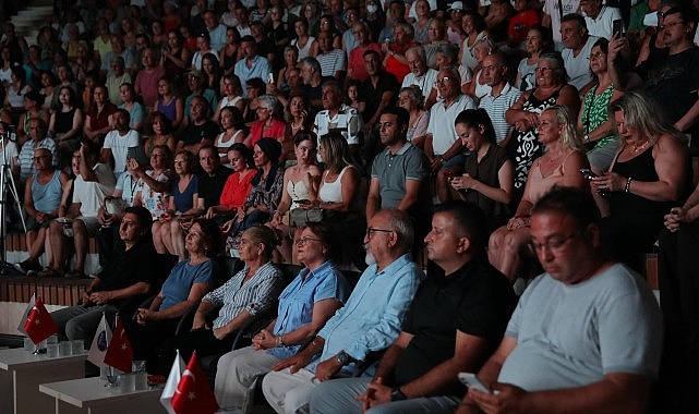 Didim’de Halk Konseri: Ezgilerle Dolu Bir Akşam