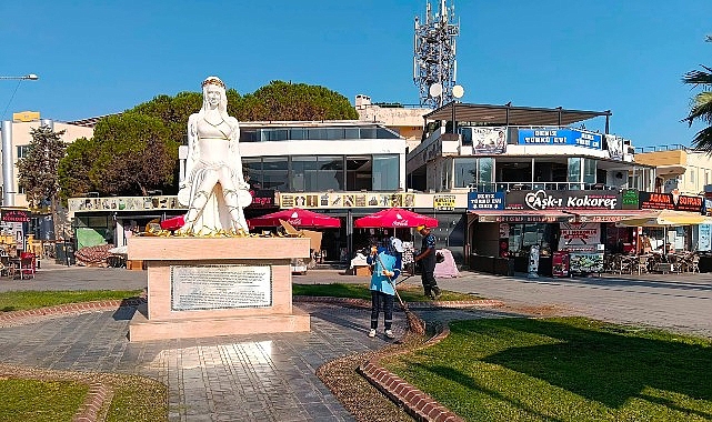 Didim’de Yeşil Alanlar ve Sahilde Bakım Çalışmaları Sürdürüyor