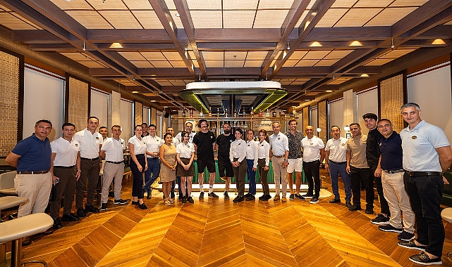 Dünya Çapında Ödüllü Kokteyl Gecesi: Panda & Sons’un Başarısı Gloria Hotels & Resorts Etkinliğinde