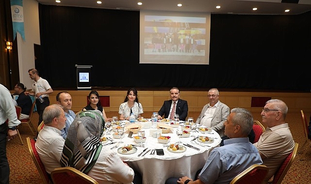 Edremit’te Kaymakam Odabaş’a Veda ve Yeni Görevine Başarı Dilekleri