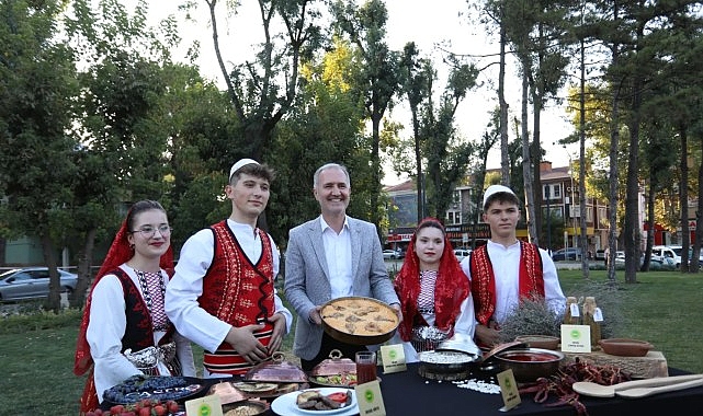 İnegöl Gastronomi Festivali: Şehrin Lezzetleri ve Üreticileri Buluşuyor