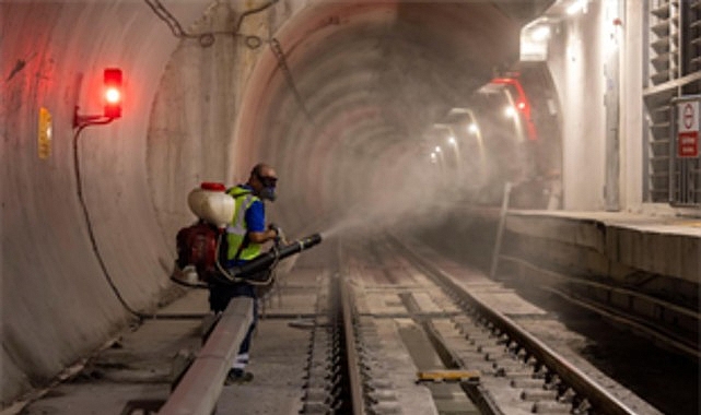 İzmir metrosunda gece nöbeti: biyolojik mücadeleyle sağlıklı ulaşım ağı