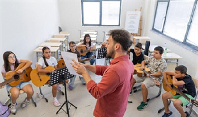 İzmir Yaz Okulu: Çocuklar İçin Çok Yönlü Yaz Tatili Programı