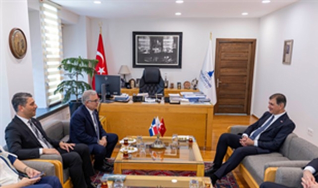 İzmir’de Karşılıklı İş Birliği ve Kültürel Etkinlikler İçin Ziyaret